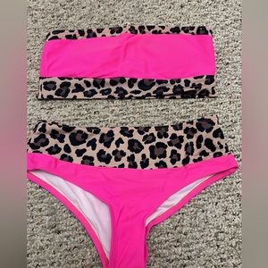 Pink Lily bikini - like new